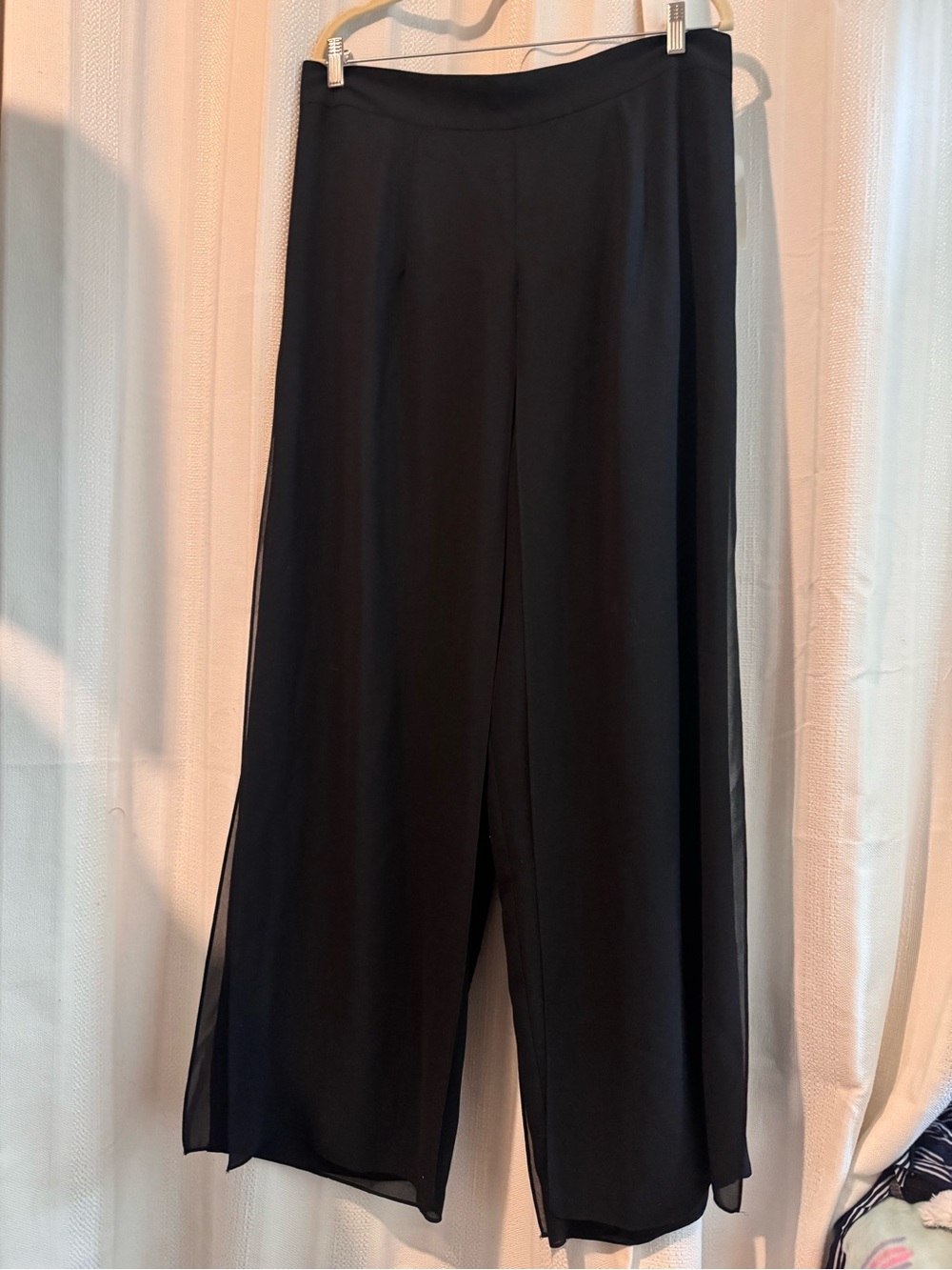 Chic Chelsea Nites Black Wide-Leg Overlay Pants